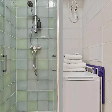 Garden Haven In Old Town Appartement