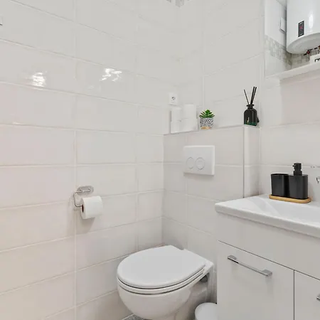 Garden Haven In Old Town Appartement