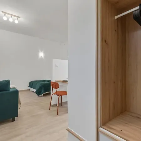 Апартаменты Garden Haven In Old Town *